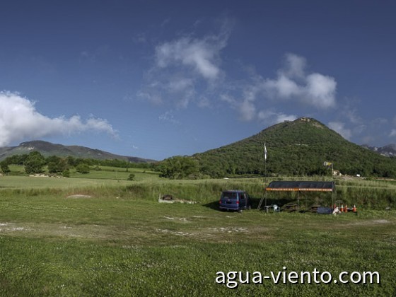 Paragliding in Spain, Berga - Landing zone (Avia)