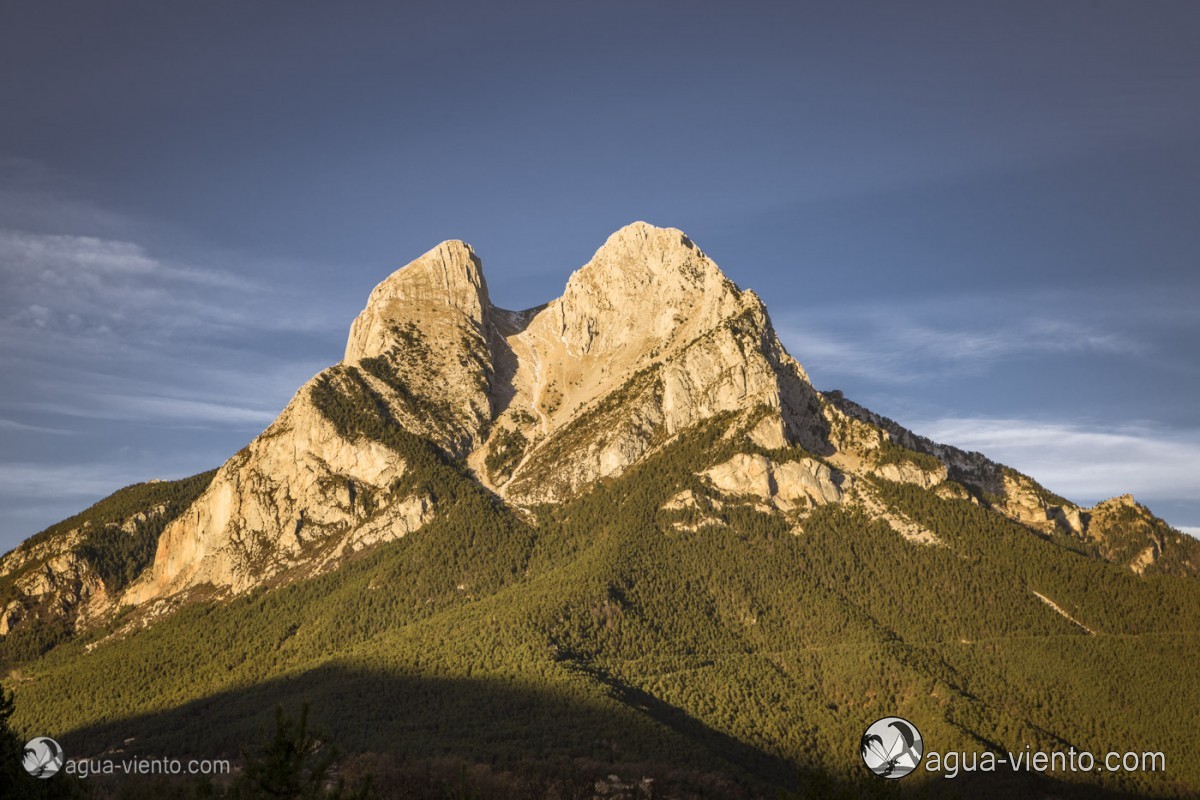 Massis de Pedraforca - hiking in the mountains of Catalonia