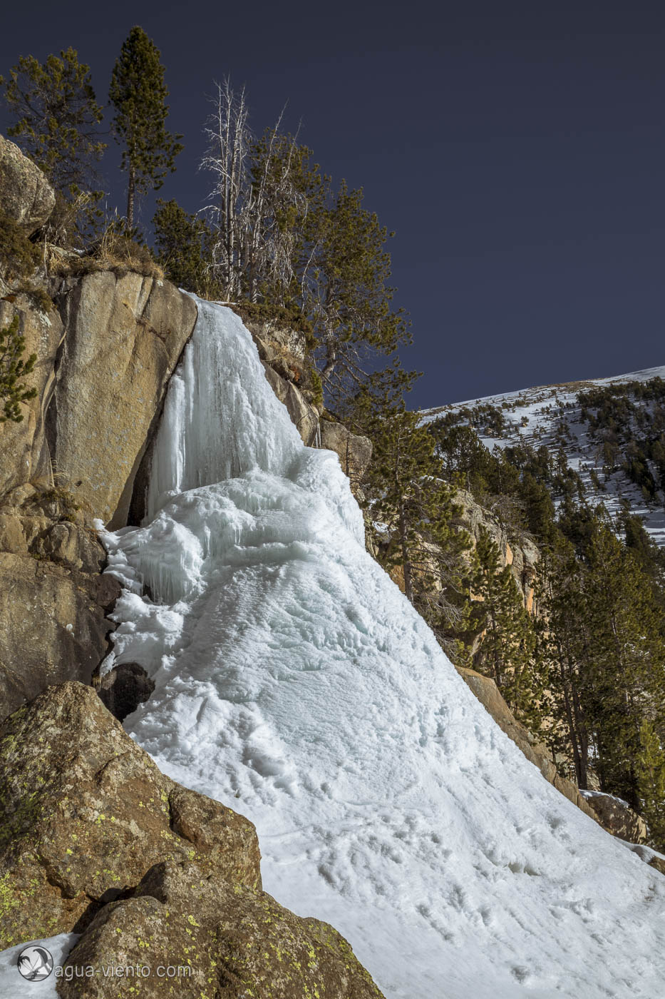 Cerdanya - frozen waterfall in spanish Pyrenees