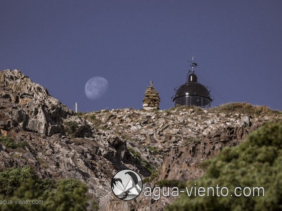 Cap de Creus on Costa Brava - la luna an the lighthouse